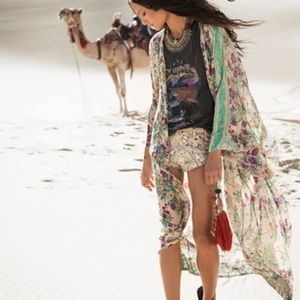 NWT SPELL & Gypsy Queen Kimono